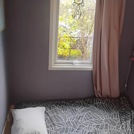 בית הארחה A In A House *